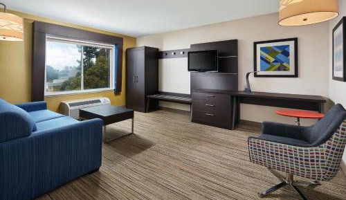 One-Bedroom Suite