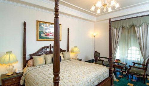 Elegant Room