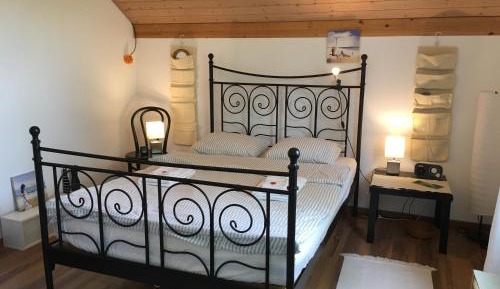 Queen Room with Garden View