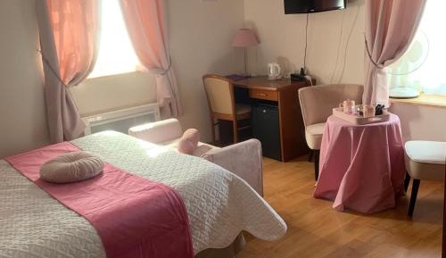 Triple Room / Superior Double Room