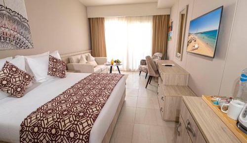 Superior Double or Twin Room with Garden View