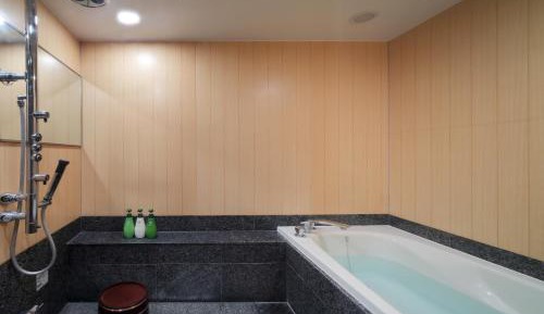 Japanese-Style Suite - Kiri - Non-Smoking