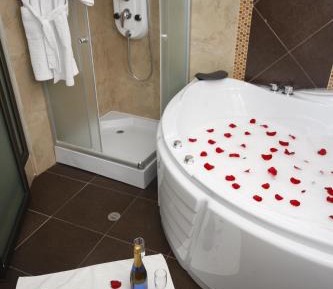 Superior Room with Spa Bath