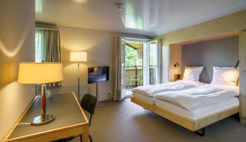 Queen Room with Balcony