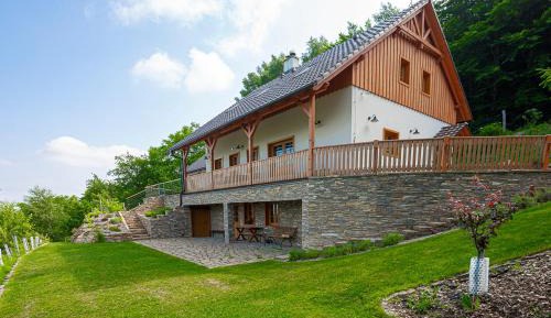 Superior Chalet