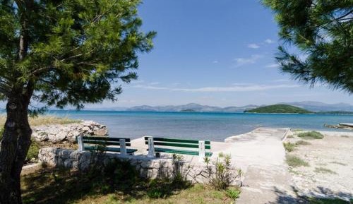 Apartment with Terrace and Sea View