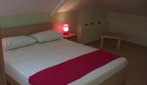 Family Apartment (4 Adults) - Attic