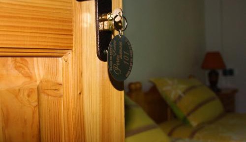 Twin Room with Private Bathroom
