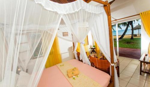 Bungalow (2 Adults)