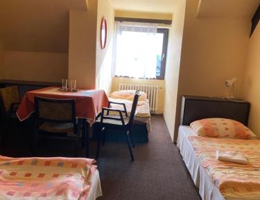 Classic Quadruple Room