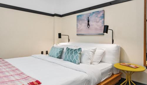 King Room (Self Check-in with Virtual Front Desk)