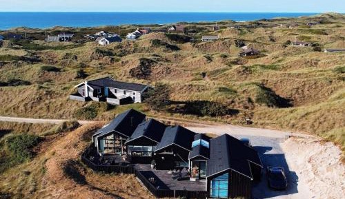 Four-Bedroom Holiday Home