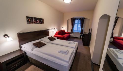 Double or Twin Room with 2 Extra Beds