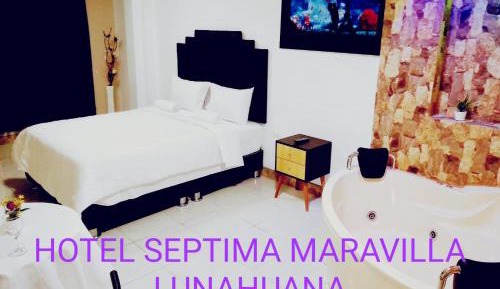 Deluxe Suite with Spa Bath