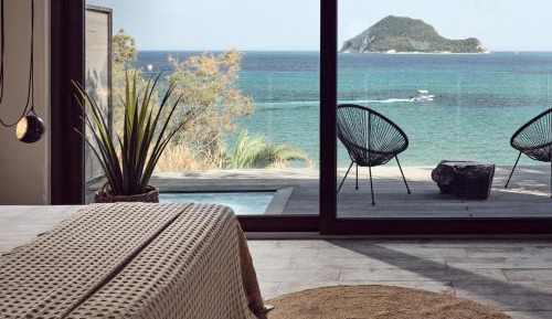 Junior Suite with Outdoor Jetted Tub & Sea View