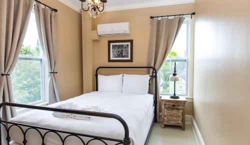 Double Room with Shared Bathroom