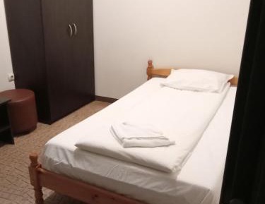 Small Single Room