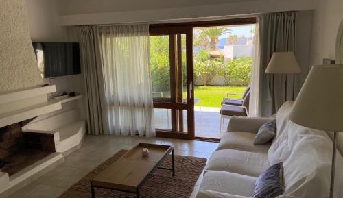 One-Bedroom Villa