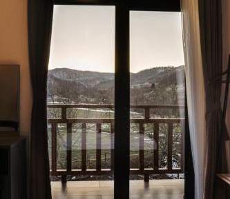 Double Room with Mountain View