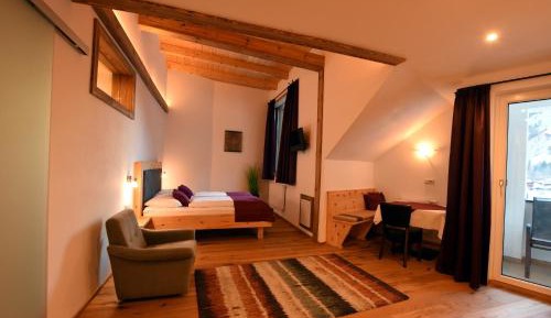 Junior Suite with Balcony