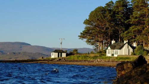 Lochside Cottage
