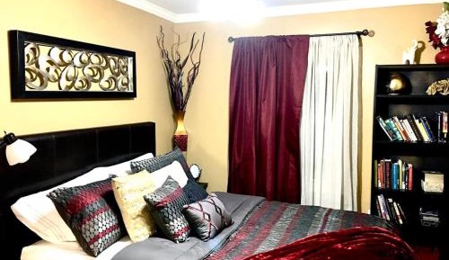 Queen Room with Shared Bathroom