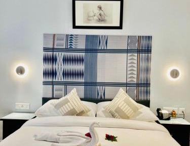 Queen Room with Balcony