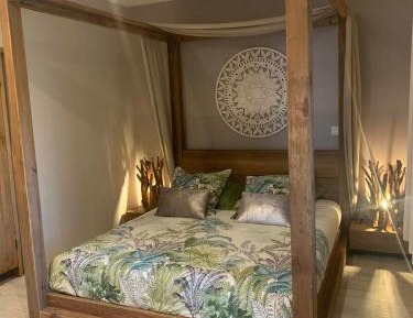 Deluxe Double Room with Shower