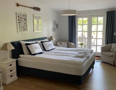 Double Room with Patio - Private Bathroom next to the room