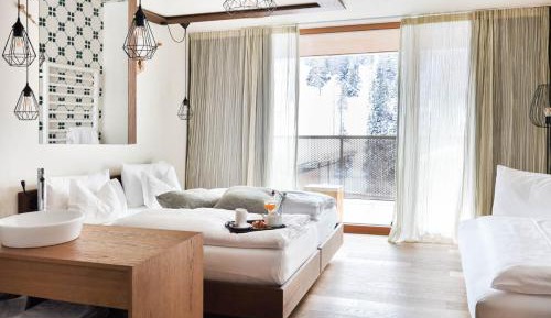 Superior Double Room with Balcony