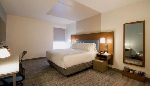 Standard King Room