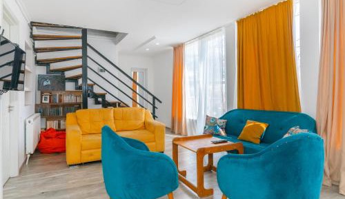 Triple Room with City View