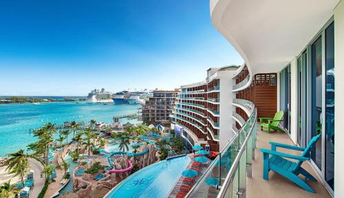 Deluxe Oceanfront King