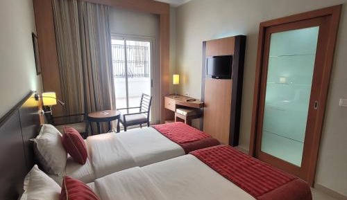 Standard Twin Room