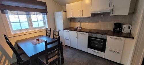 Two-Bedroom Cottage (4 Adults)