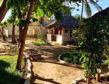 Bungalow with Garden View