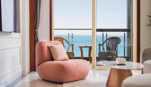 Two-Bedroom Apartment with Sea View