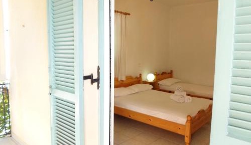 Studio (2 Adults)
