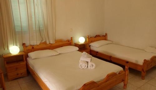 Studio (3 Adults)