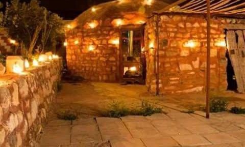 8-Bed Mixed Dormitory Room