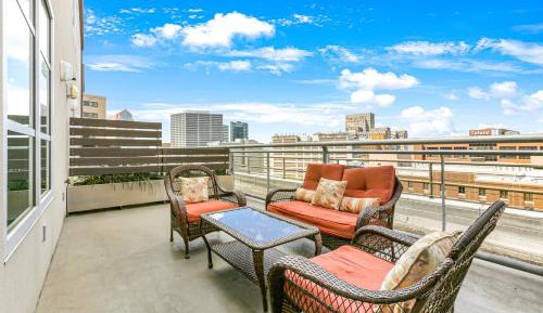 1 Bedroom Penthouse with Terrace