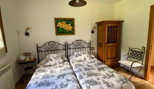 Twin Room with Bathroom