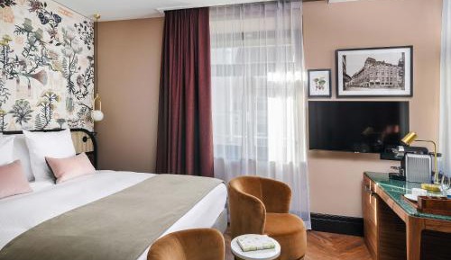 Cozy Double Room