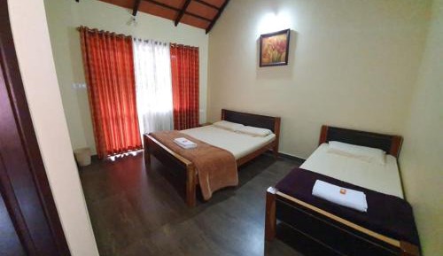 Triple Room with Balcony