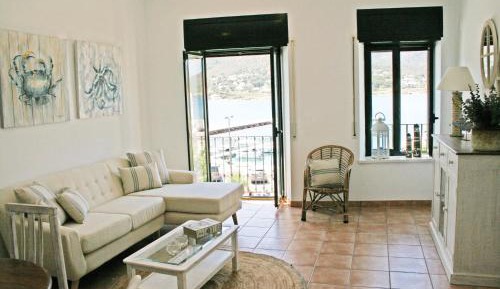 Three-Bedroom Superior Apartment