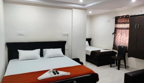 Economy Triple Room