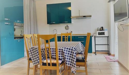 Superior Two-Bedroom Apartment with Garden