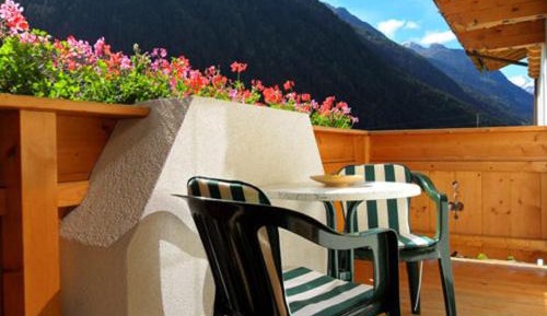 Studio with Balcony