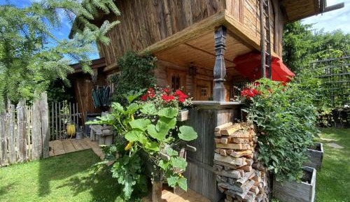 One-Bedroom Holiday Home