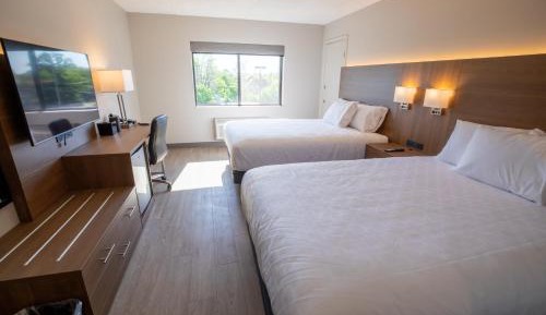 Queen Room with Two Queen Beds